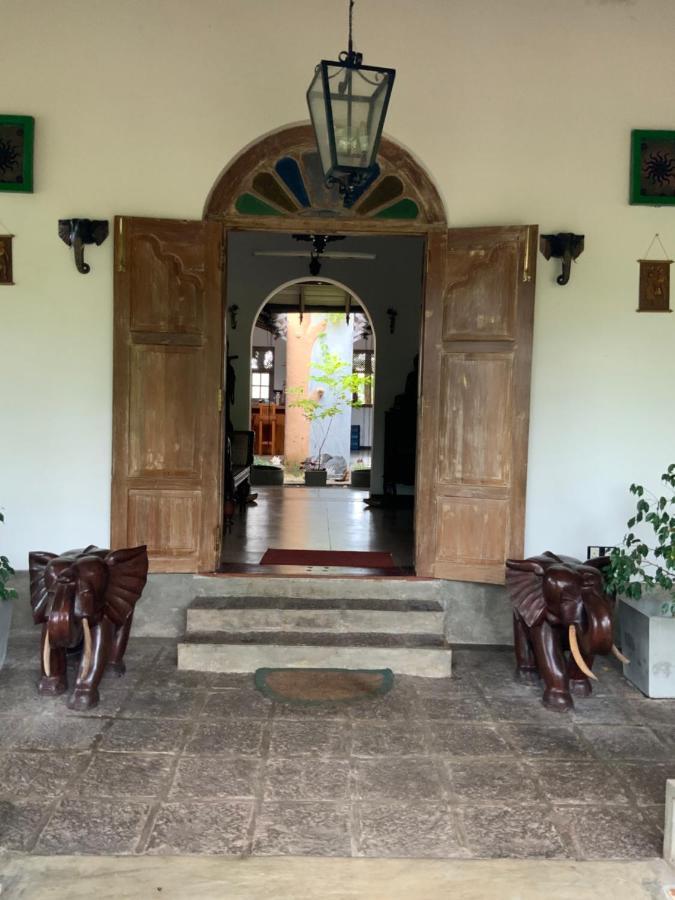Lali Villa & Fruit Garden Galle Buitenkant foto