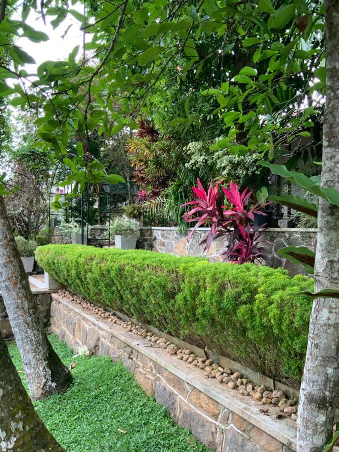 Lali Villa & Fruit Garden Galle Buitenkant foto