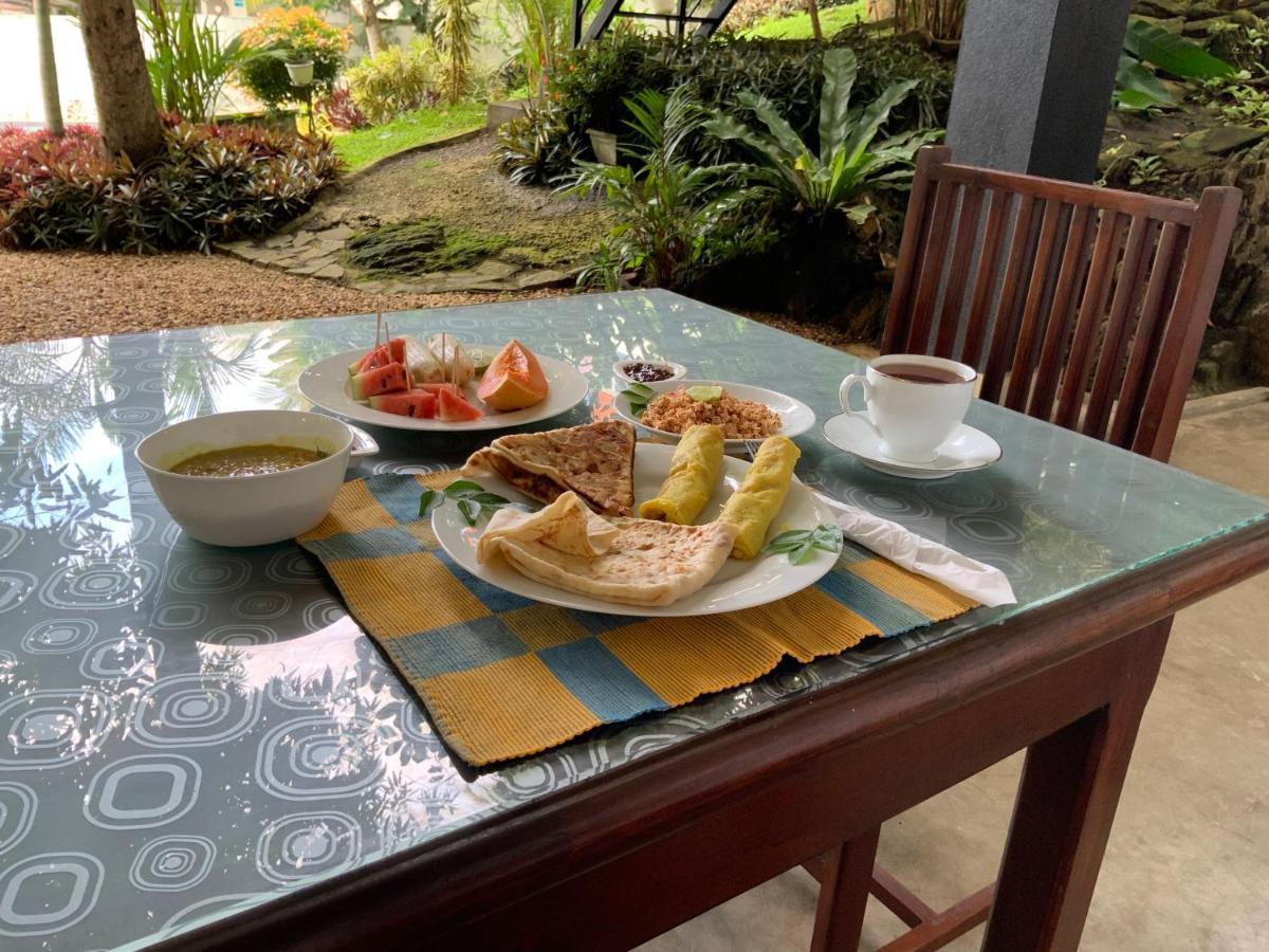 Lali Villa & Fruit Garden Galle Buitenkant foto